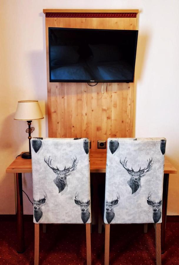 Hotel Paintner Germering Esterno foto