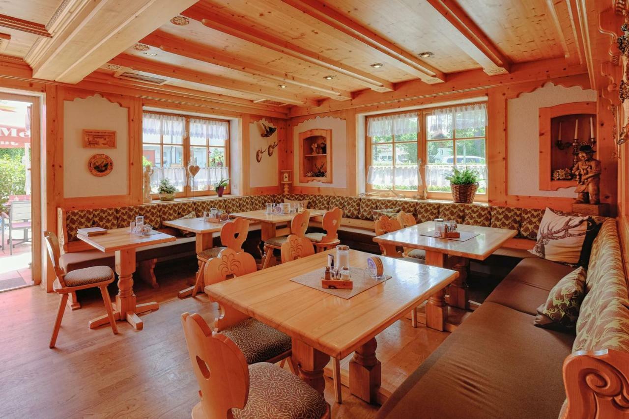 Hotel Paintner Germering Esterno foto