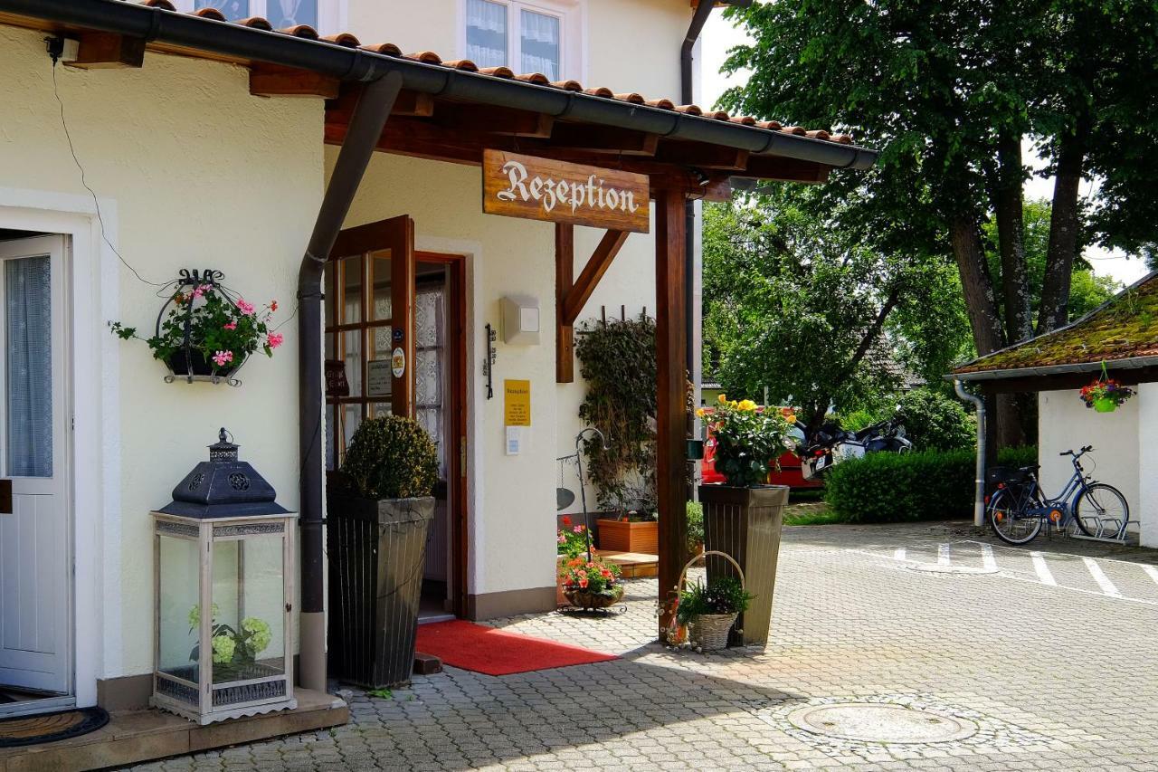 Hotel Paintner Germering Esterno foto